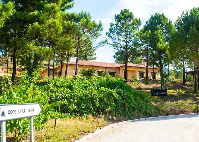 Cortijo La TapiaCasa Rural